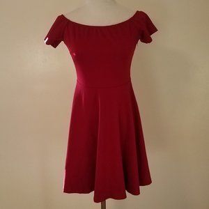 NWT Red Infitty Red scoop neck short sleeve fit and flare dress Sz Small